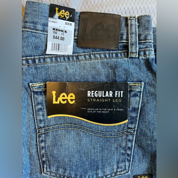 Lee Jeans Regular Fit - Straight Leg - 33 x 30 - Picture 4 of 5